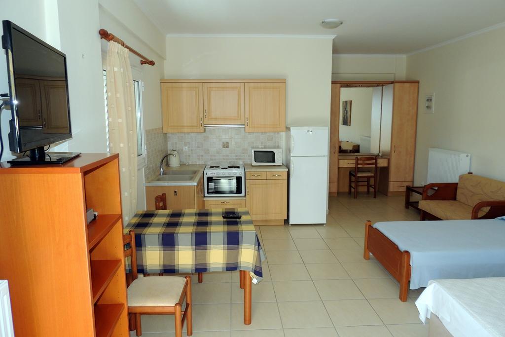 Studio Kamelia Apartment ฟีนีคุนตา ห้อง รูปภาพ